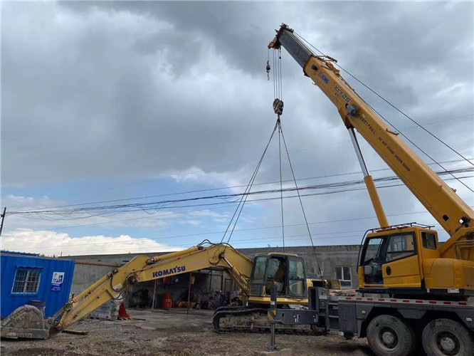 江源区25吨吊车的工作半径是多少？