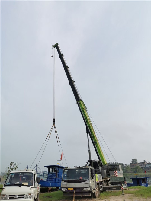 江源区桥梁建设吊装案例