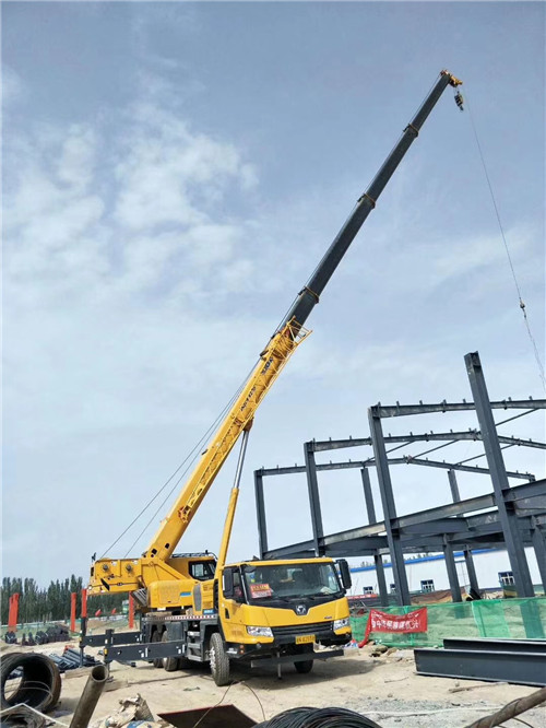 江源区超高层建筑钢结构吊装案例